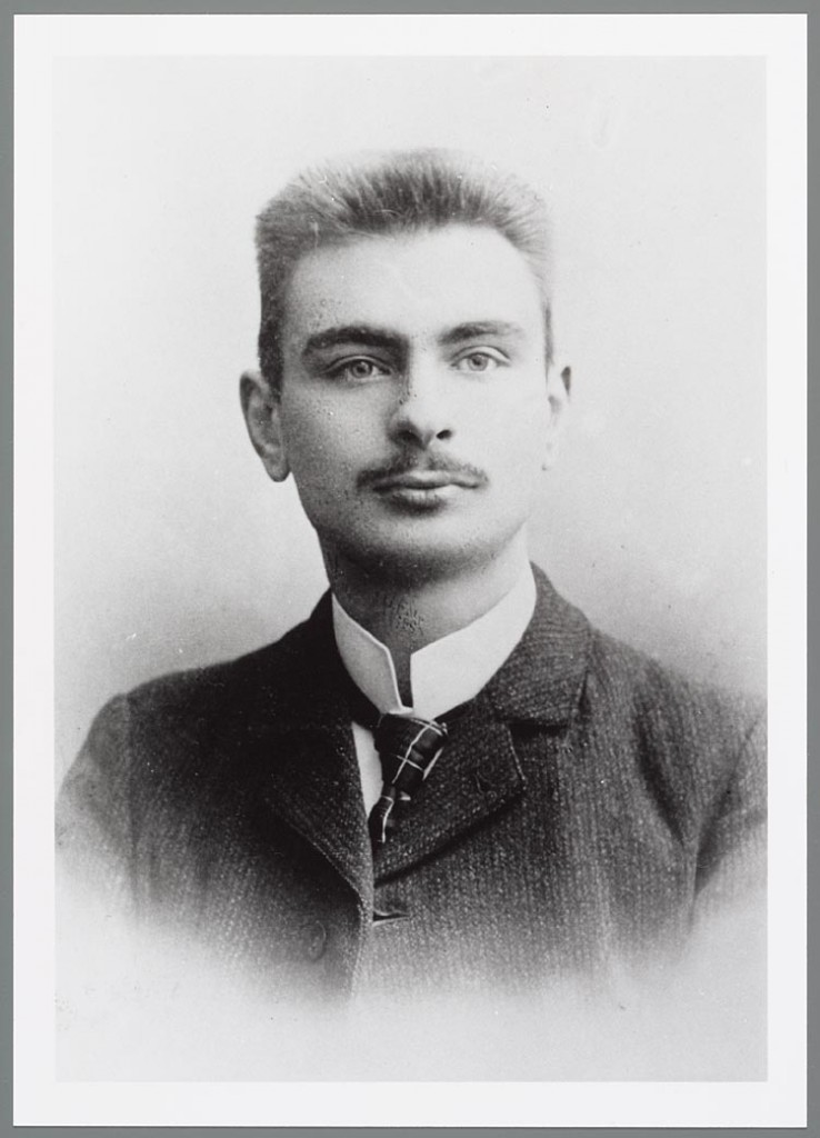 DeLigt1913-738x1024